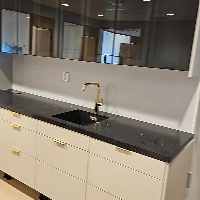 Prosjekt 2 - oppussing av kjøkken